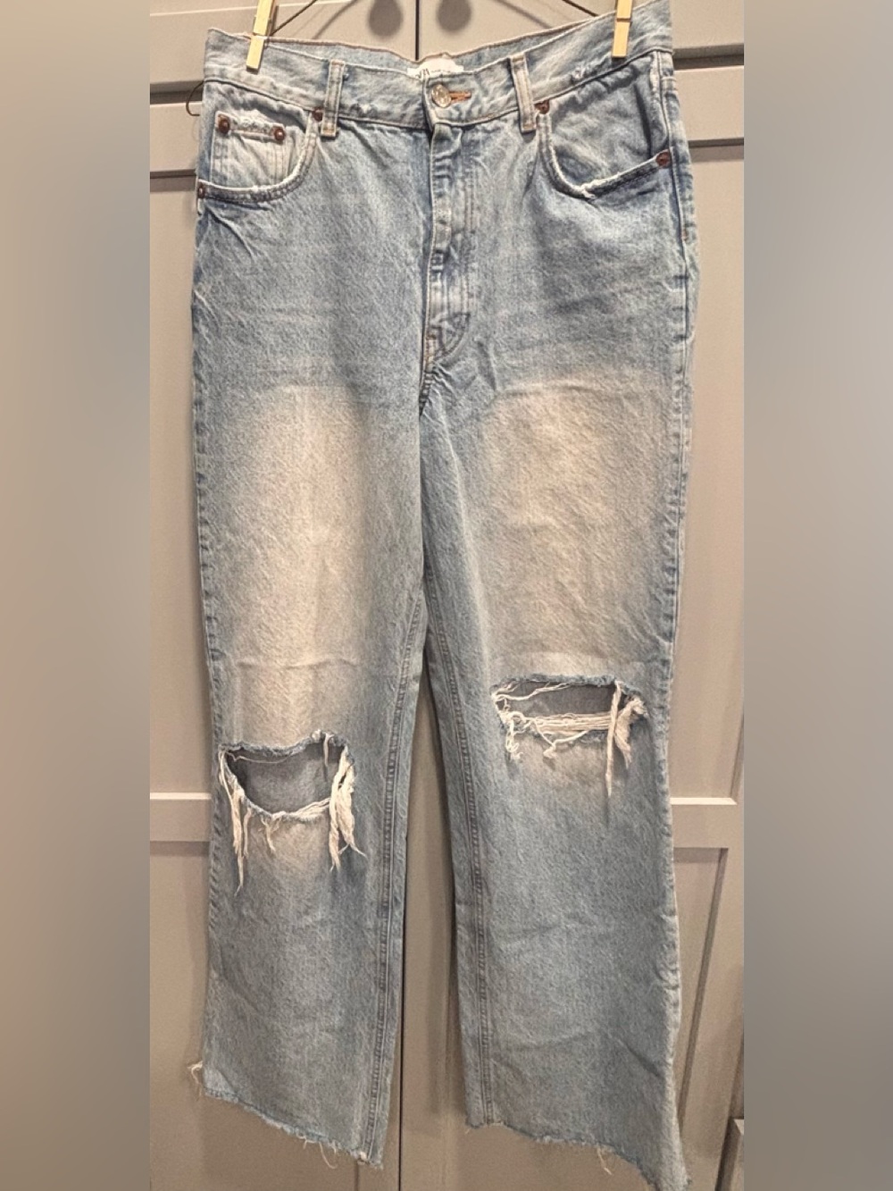 Zara Light Blue Ripped Wide  Leg Jeans Size 6 - Picture 2 of 8